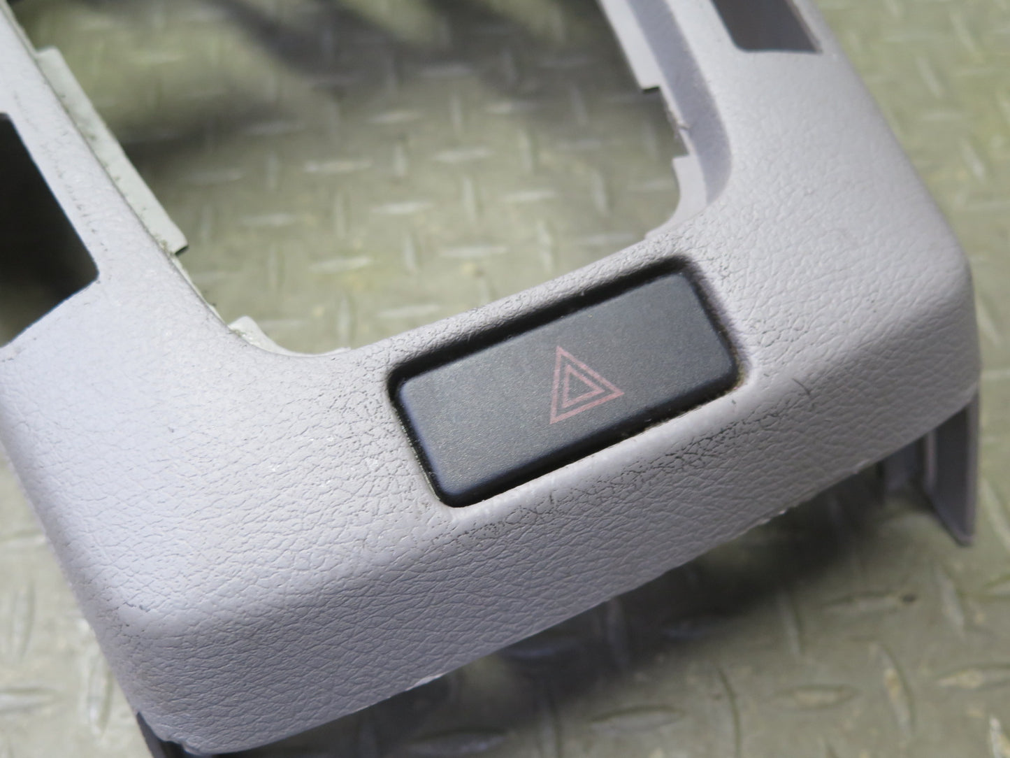 97-99 BMW E36 318ti Compact Center Console Shifter Trim Cover Panel 8146335 OEM