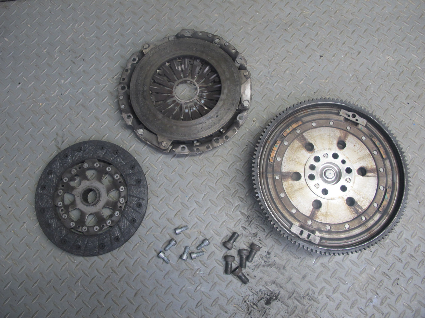 2006 BMW E85 Z4 3.0i N52 GS617BG M/T Transmission Clutch Driveshaft Swap Set 94K
