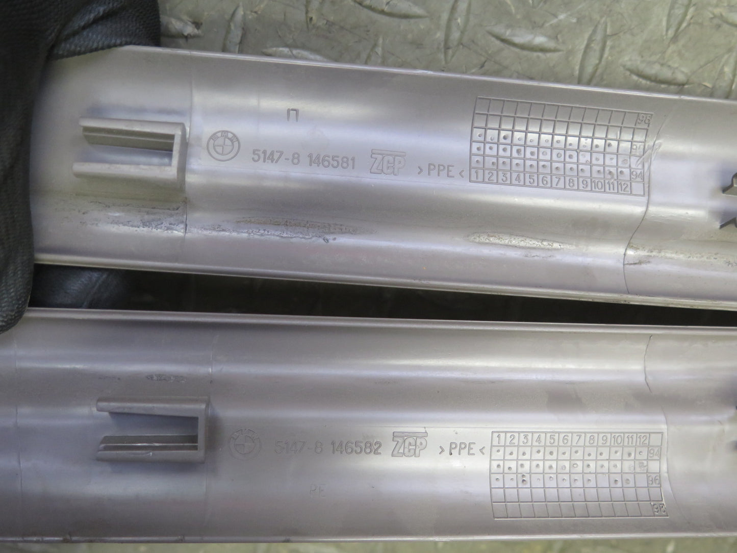 95-99 BMW E36 318ti Compact Set of 2 Left & Right Door Sill Trim Panel OEM