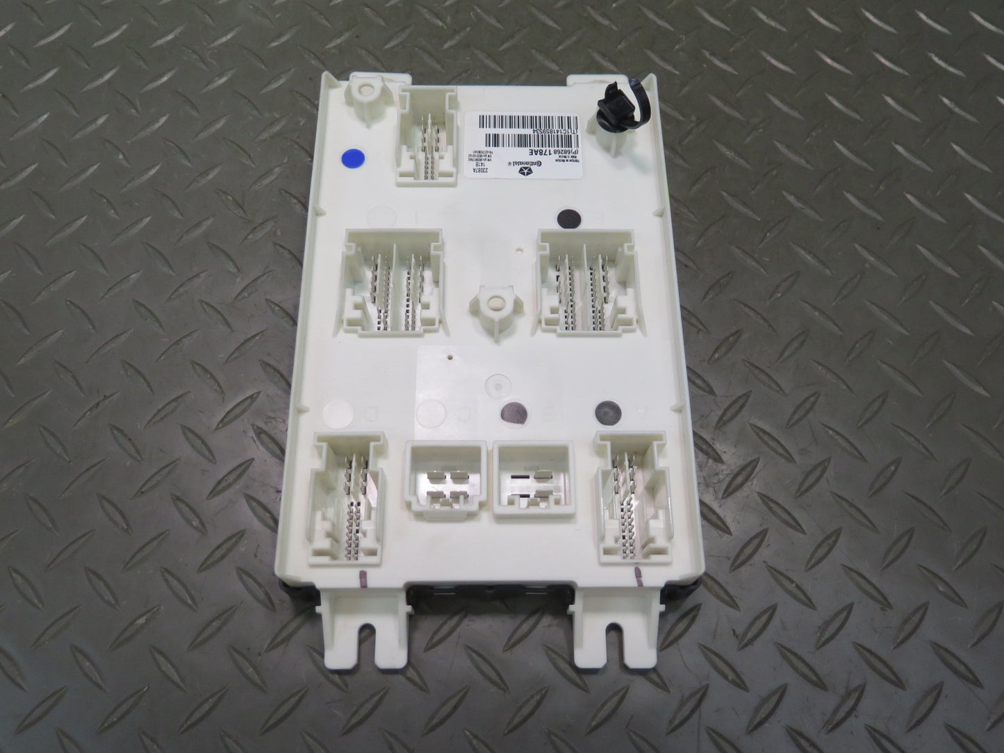 2018 Jeep Wrangler JL Body Control Module Unit BCM BCU 68268178AE OEM