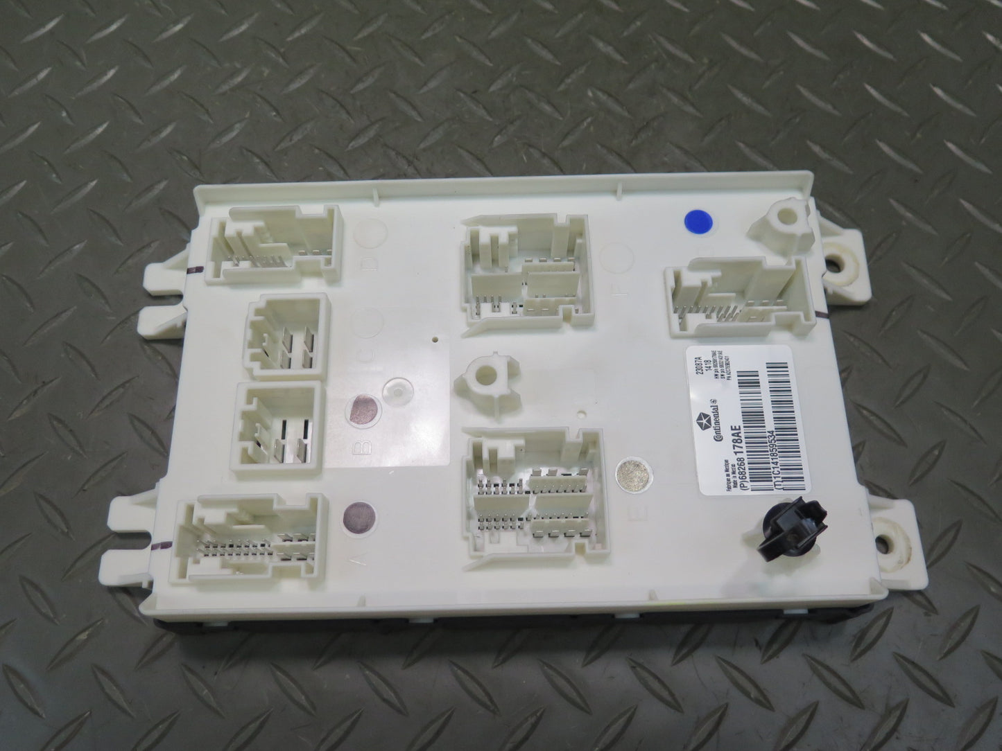 2018 Jeep Wrangler JL Body Control Module Unit BCM BCU 68268178AE OEM
