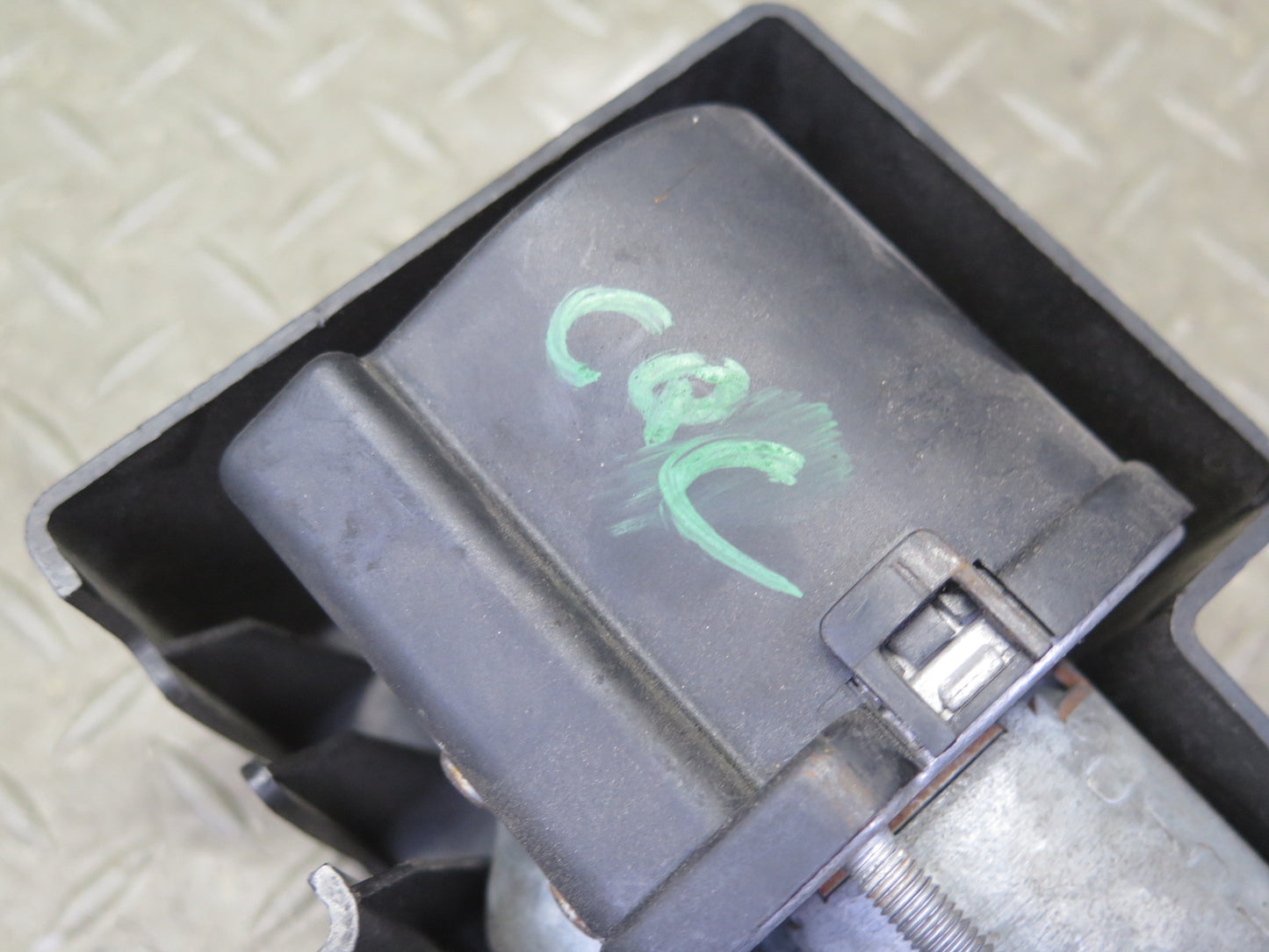 92-93 Chevrolet Corvette C4 Cruise Control Actuator Motor Cable Set OEM