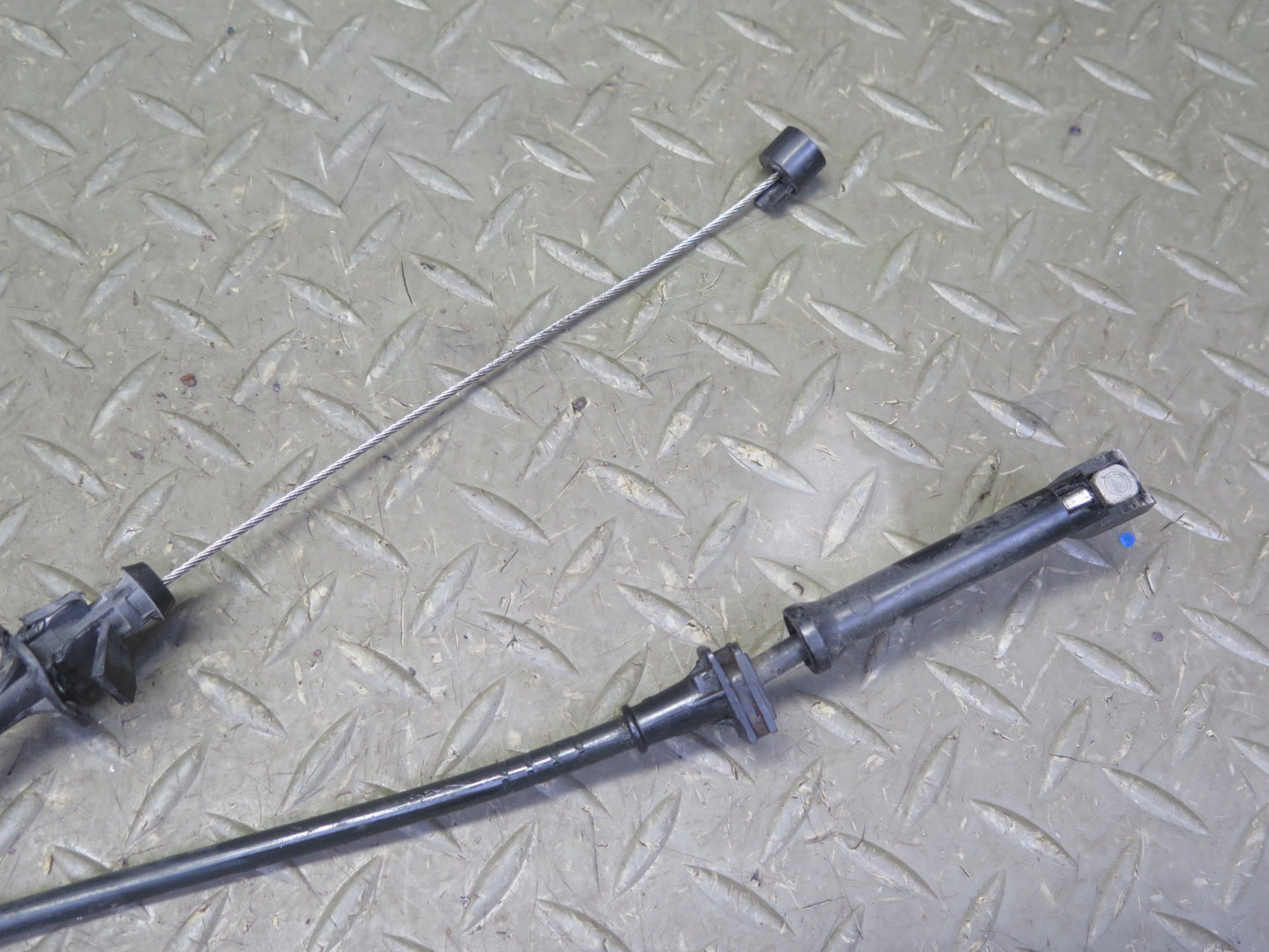 92-93 Chevrolet Corvette C4 Cruise Control Actuator Motor Cable Set OEM