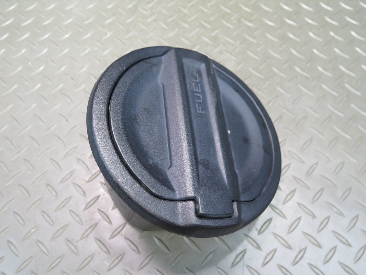 18-23 Jeep Wrangler JL Fuel Tank Filler Door Lid Cover 68330920AE OEM