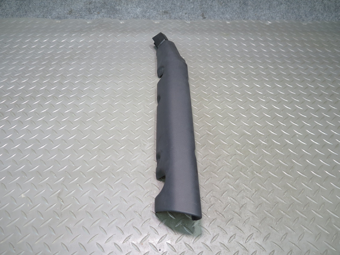 18-23 Jeep Wrangler JL Set of 2 Rear Roll Bar Trim Cover Panel OEM