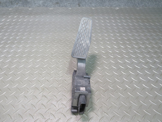 18-23 Jeep Wrangler JL Gas Acceleration Pedal Sensor 04581893AD
