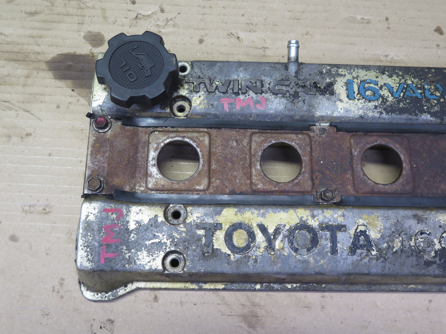 88-89 Toyota MR2 AW15 4AGELC NA Engine Valve Cover OEM