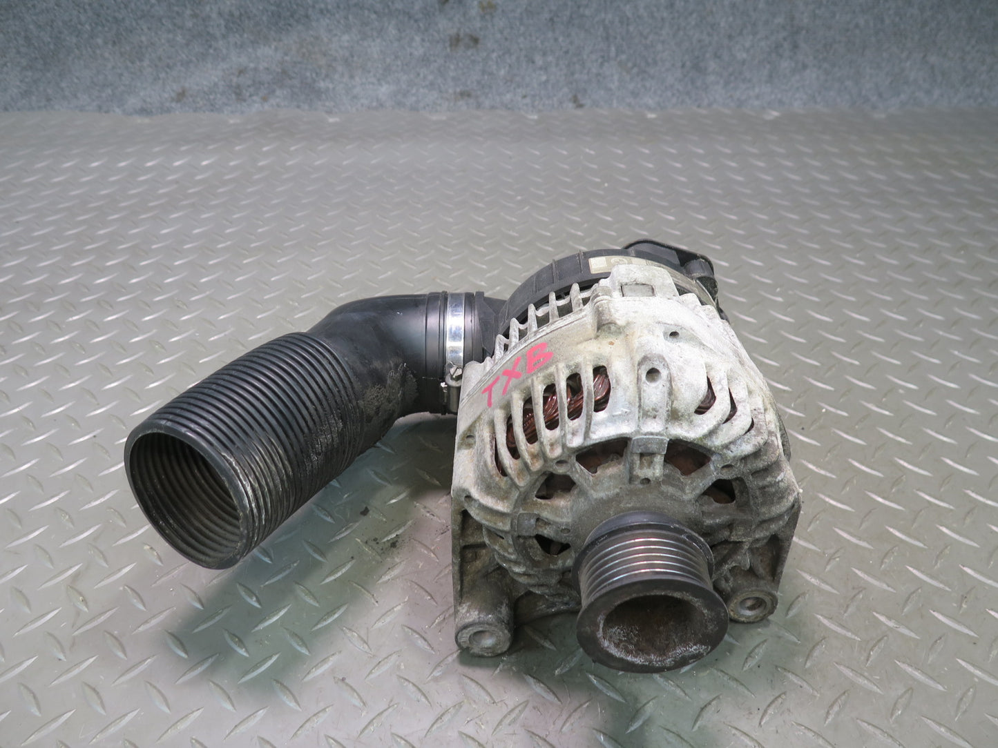 96-99 BMW E36 328ic 3-SERIES 80A Alternator Generator w Cooling Duct Pipe OEM