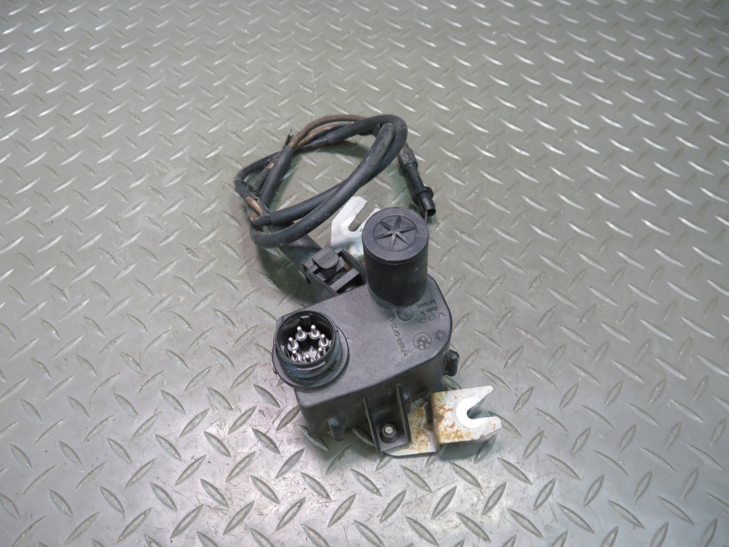 95-99 BMW E36 328ic 3-SERIES Cruise Control Actuator Motor 8360043 OEM