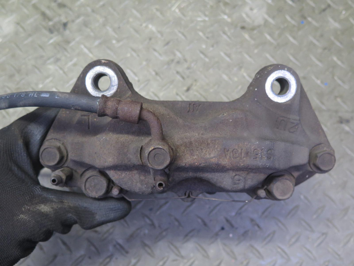 2003-2007 Lexus UZJ100L LX470 AWD Front Left & Right Brake Caliper Set of 2