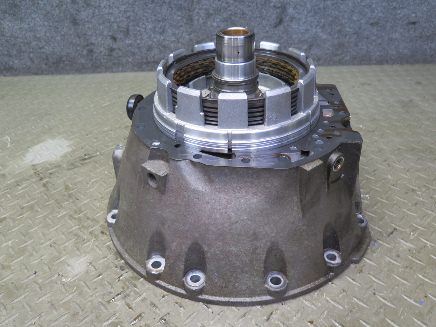 99-02 Mercedes R129 SL500 722.624 Automatic Transmission Bell Housing w Oil Pump