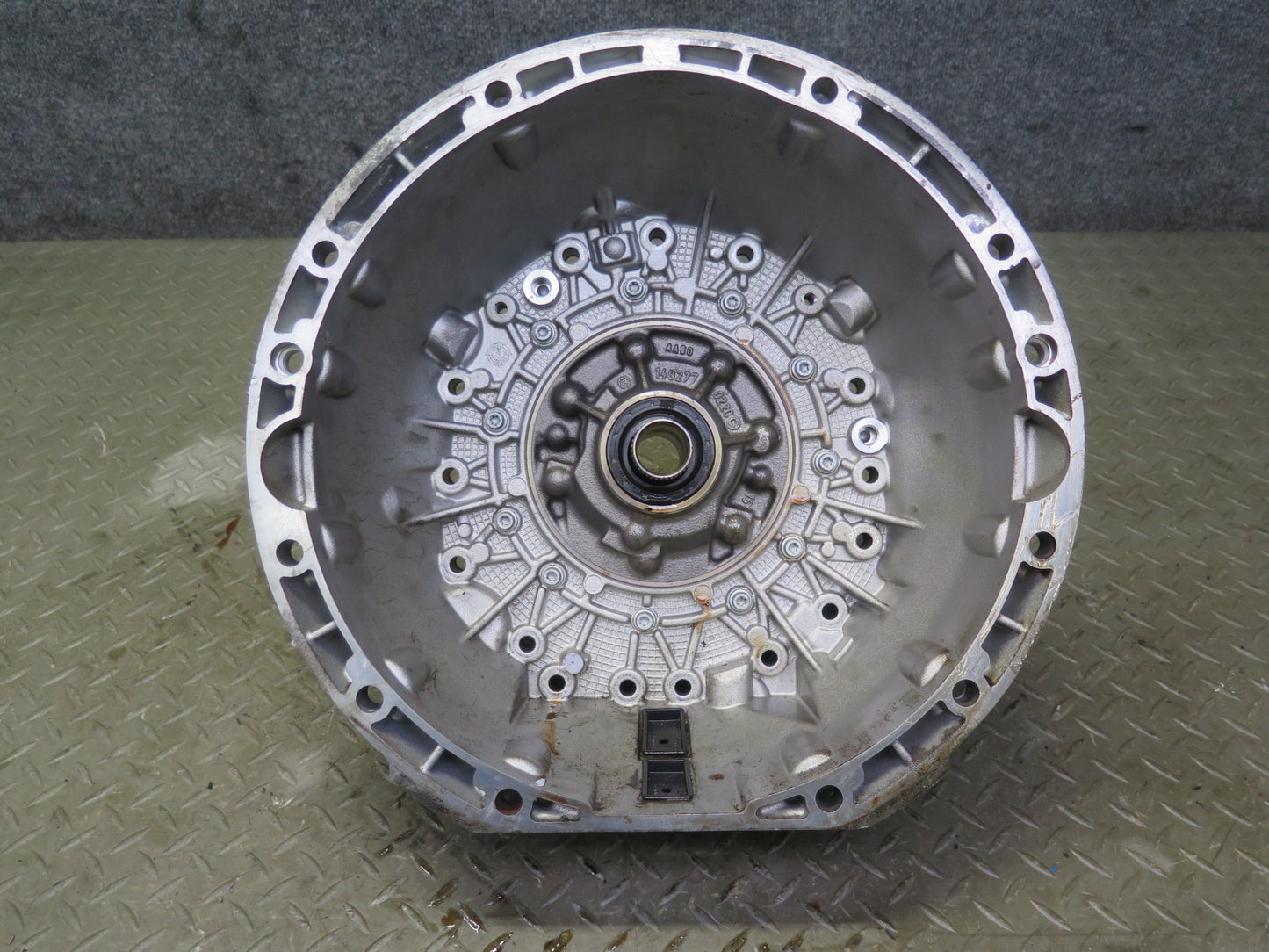 99-02 Mercedes R129 SL500 722.624 Automatic Transmission Bell Housing w Oil Pump