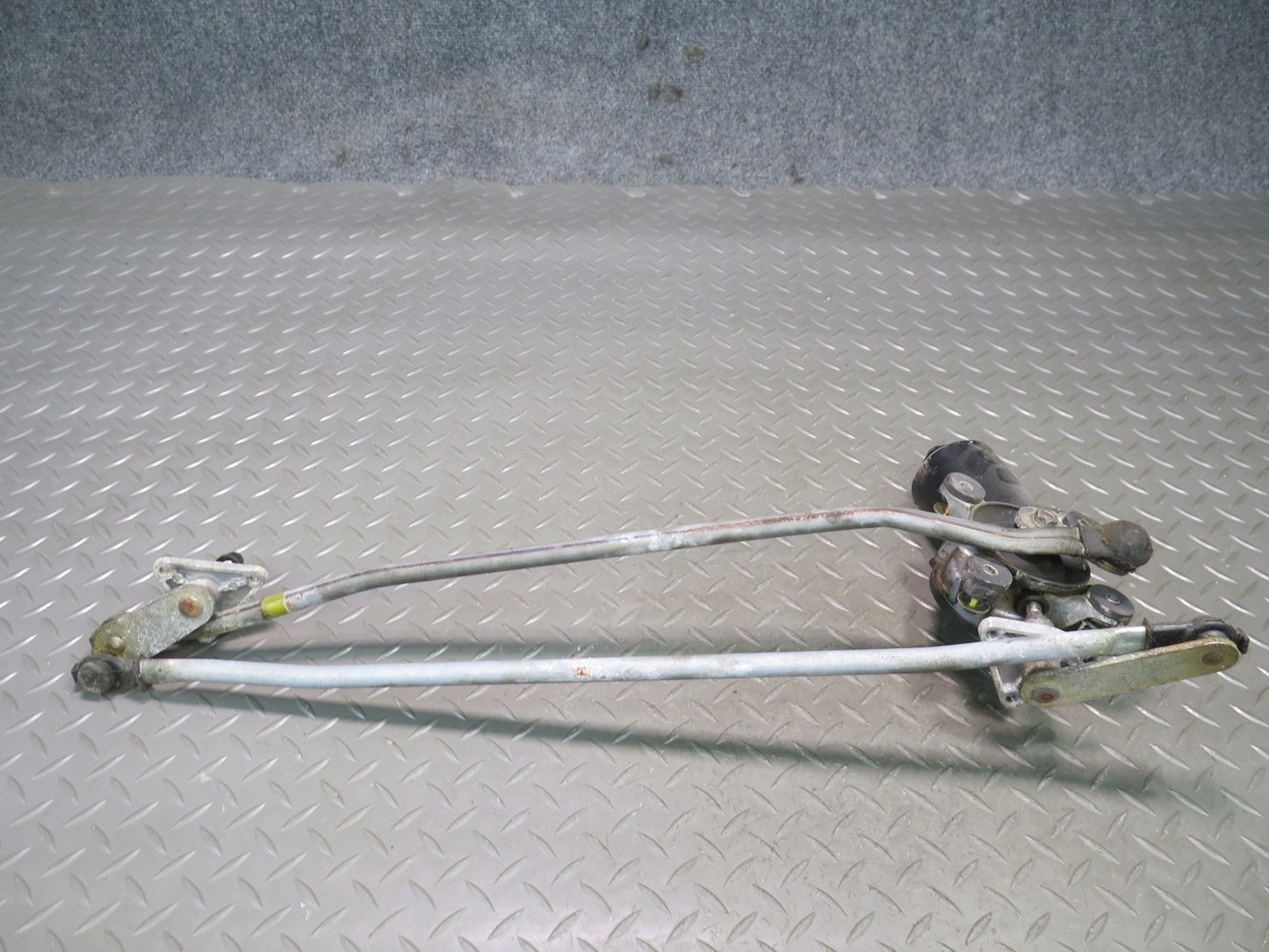 86-92 Toyota Supra MA70L Front Windshield Wiper Transmission Linkage w Motor OEM