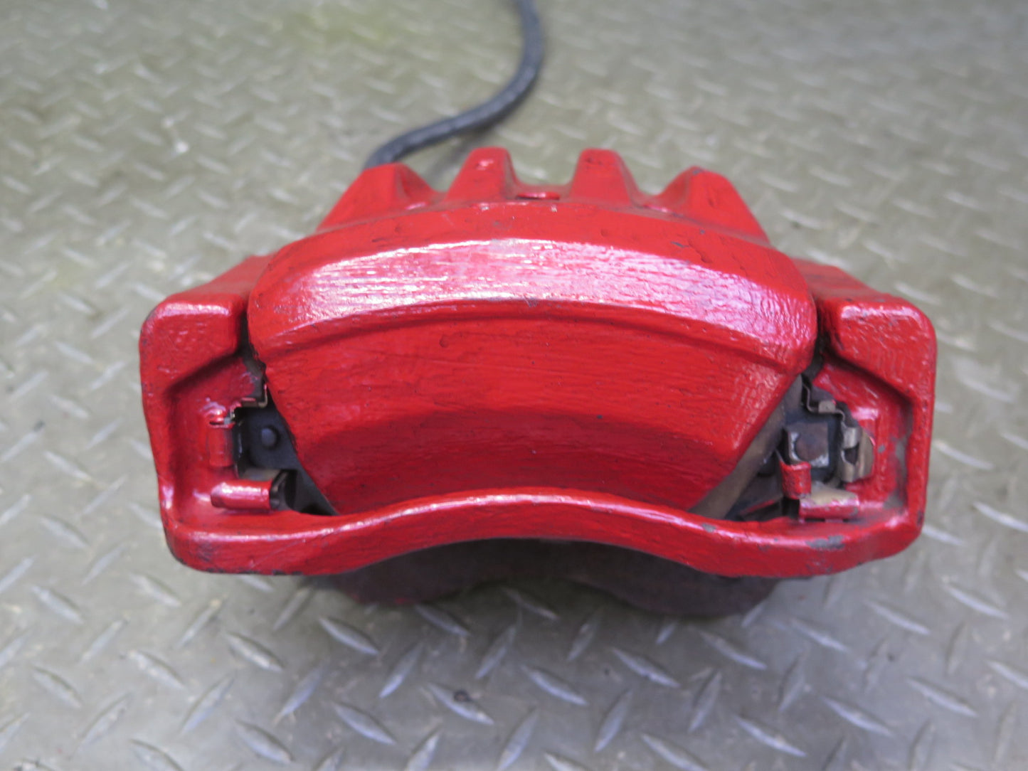 01-05 Lexus JCE10L IS300 Set of 2 Front  Left & Right Brake Caliper OEM