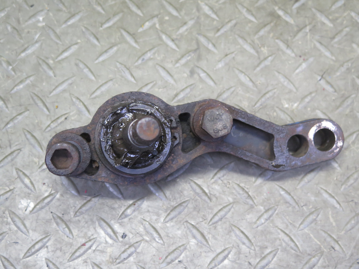 01-05 Lexus IS300 Set of 2 Suspension Front Right & Left Lower Ball Joint OEM