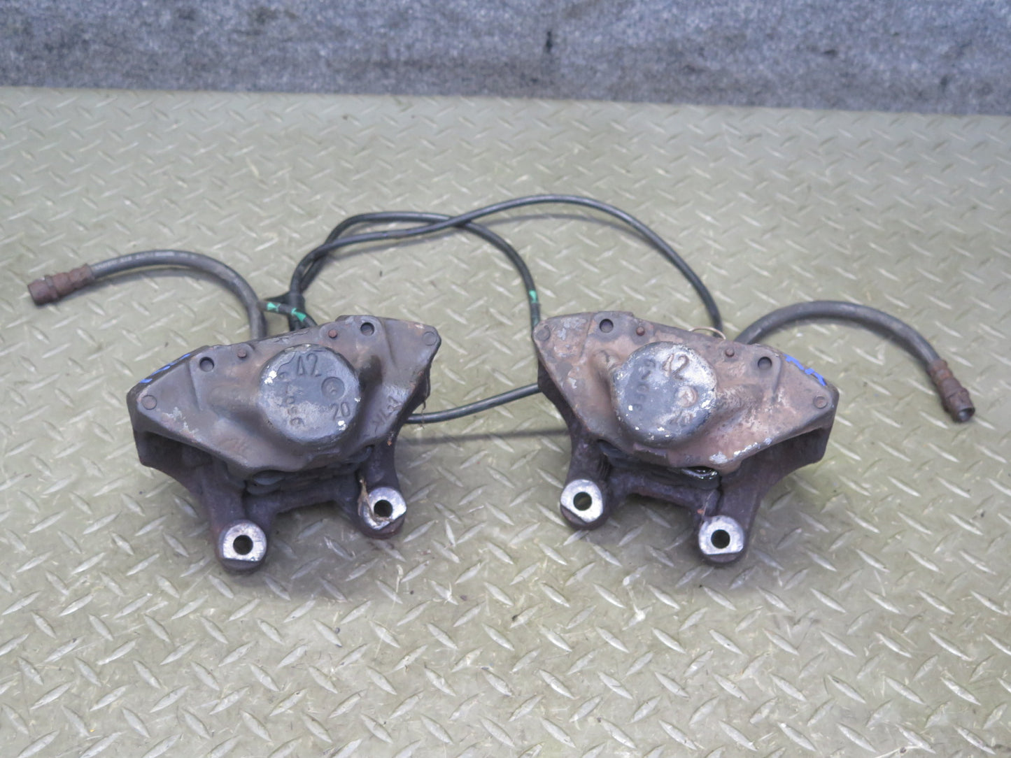 99-02 Mercedes R129 SL500 Set of 2 Rear Left & Right Brake Caliper OEM