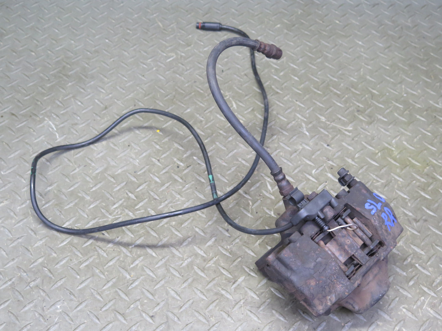 99-02 Mercedes R129 SL500 Set of 2 Rear Left & Right Brake Caliper OEM