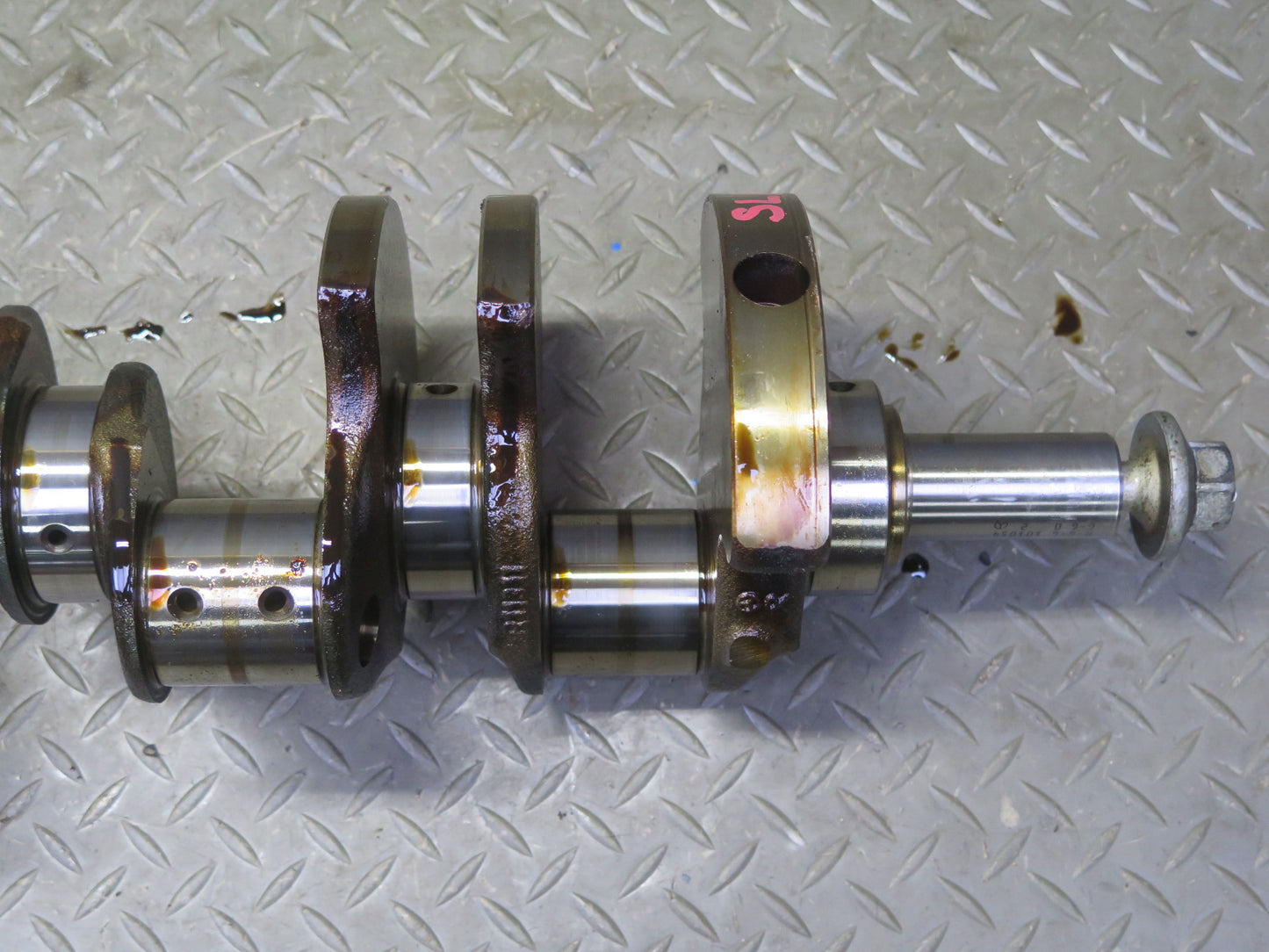 03-06 Mercedes R230 SL500 M113.963 Engine Crankshaft 130K Miles OEM