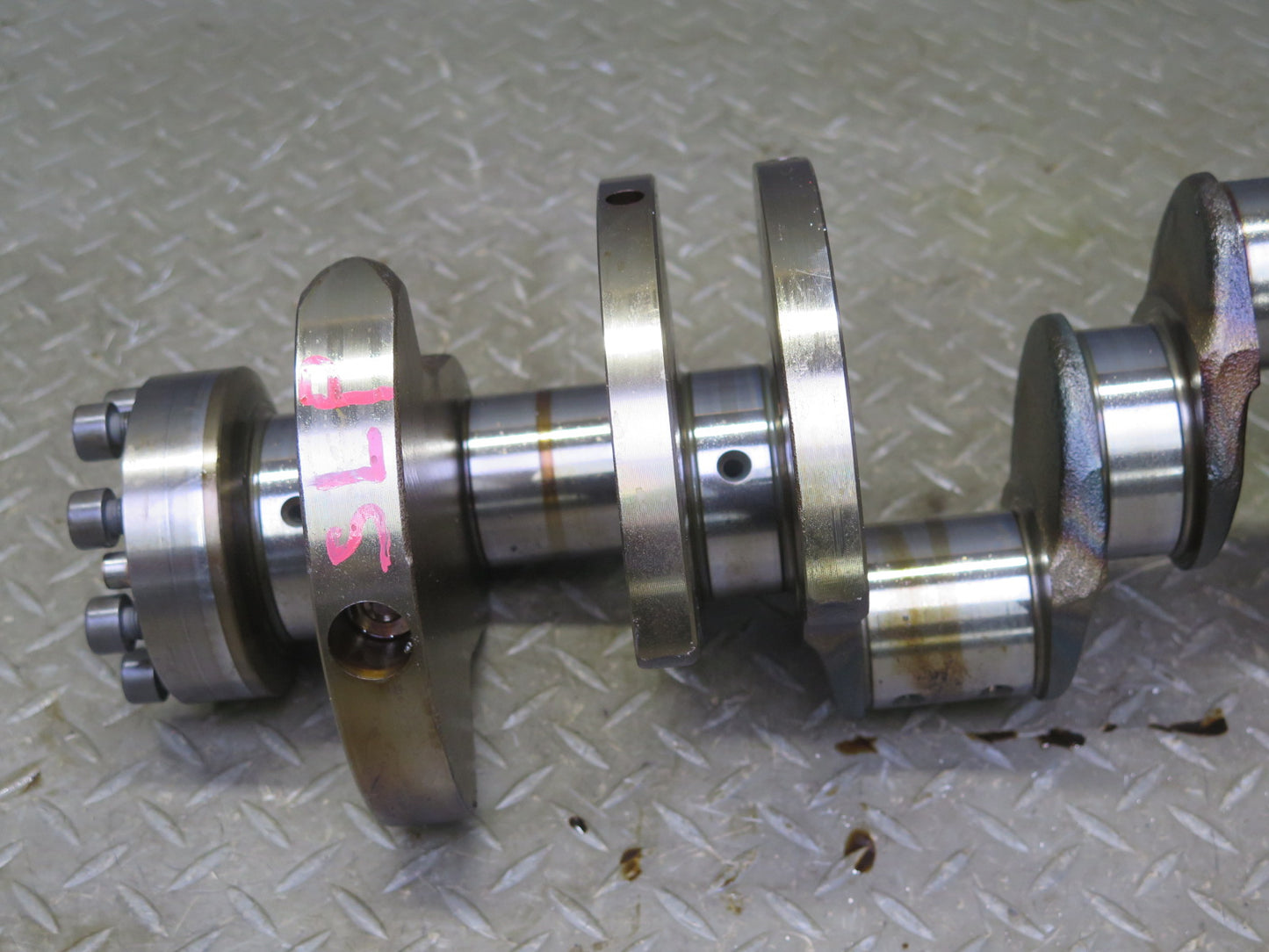 03-06 Mercedes R230 SL500 M113.963 Engine Crankshaft 130K Miles OEM