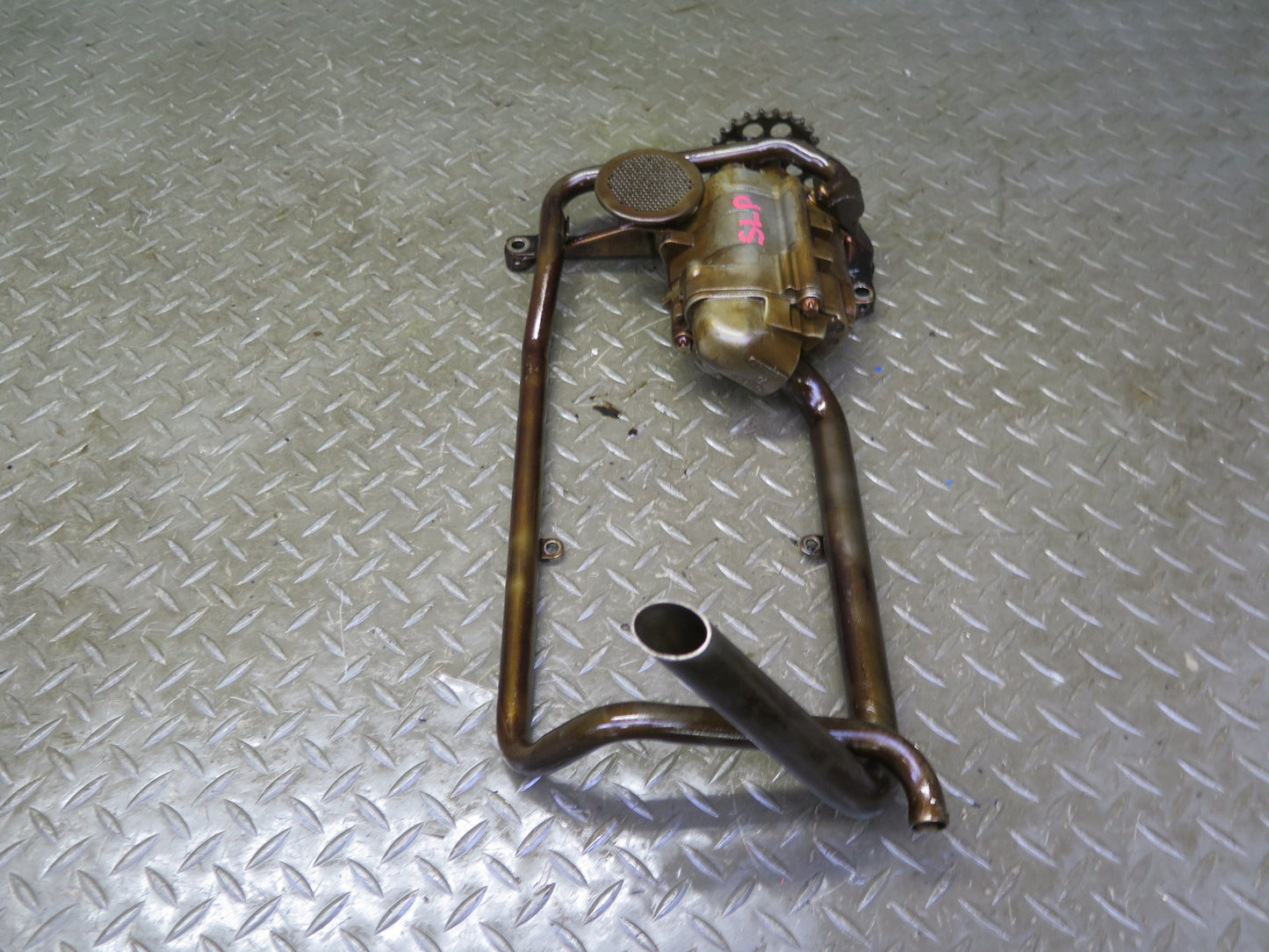 03-06 Mercedes R230 SL500 M113.963 Engine Motor Oil Pump w Pickup Hose 130K OEM