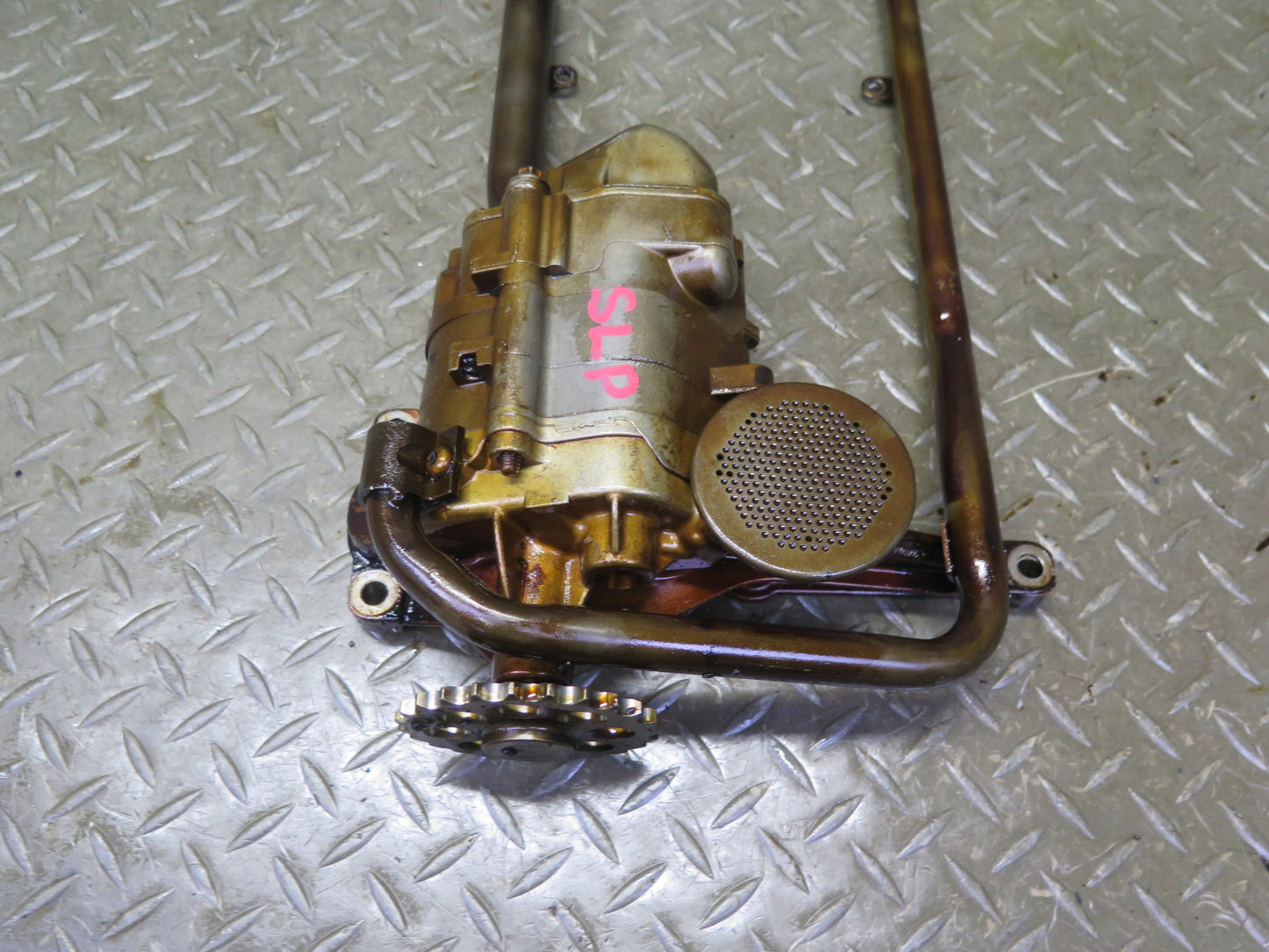 03-06 Mercedes R230 SL500 M113.963 Engine Motor Oil Pump w Pickup Hose 130K OEM