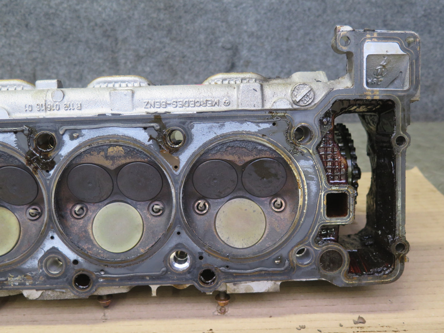 03-06 Mercedes R230 SL500 M113.963 Engine Left Cylinder Head 130K Miles OEM