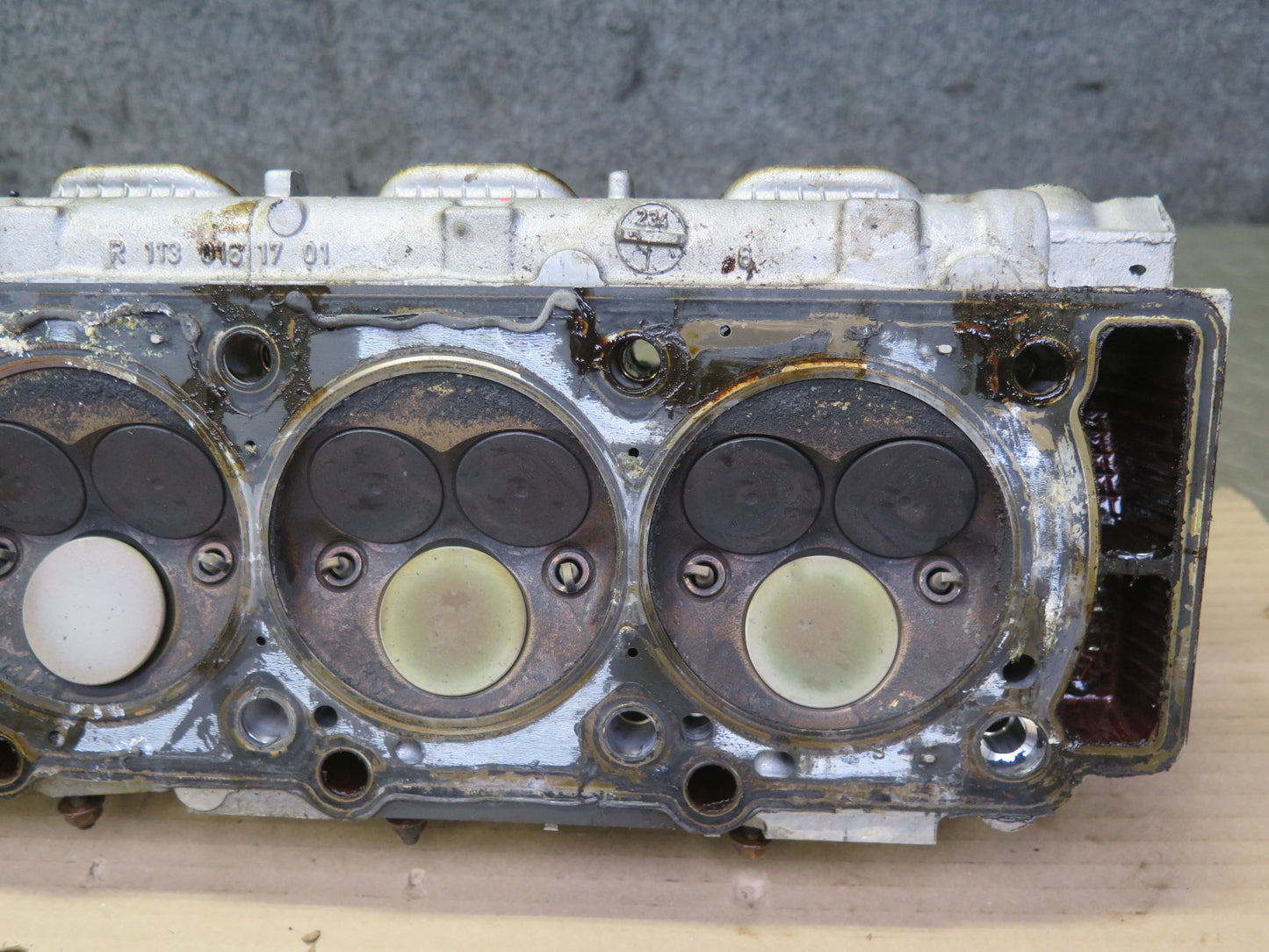 03-06 Mercedes R230 SL500 M113.963 Engine Right Cylinder Head 130K Miles OEM