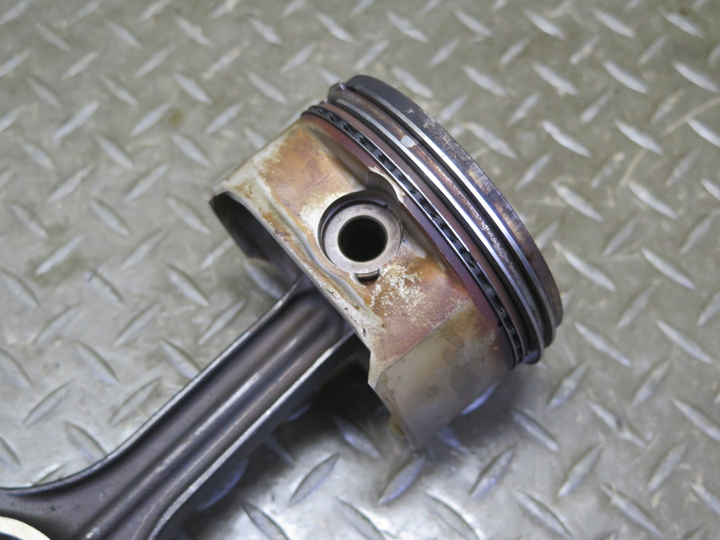 03-06 Mercedes R230 SL500 M113.963 Engine Piston w Connecting Rod 130K OEM