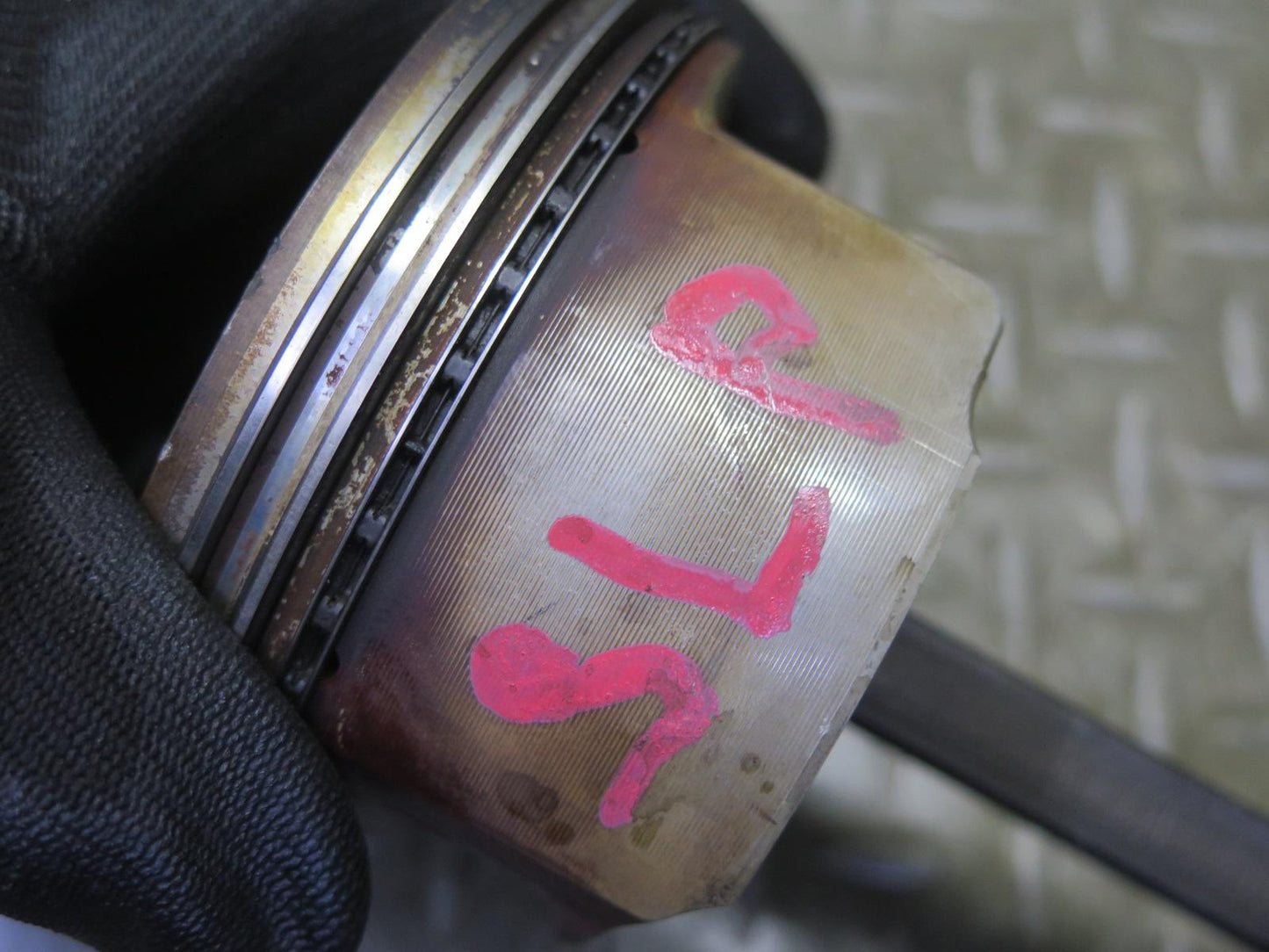 03-06 Mercedes R230 SL500 M113.963 Engine Piston w Connecting Rod 130K OEM