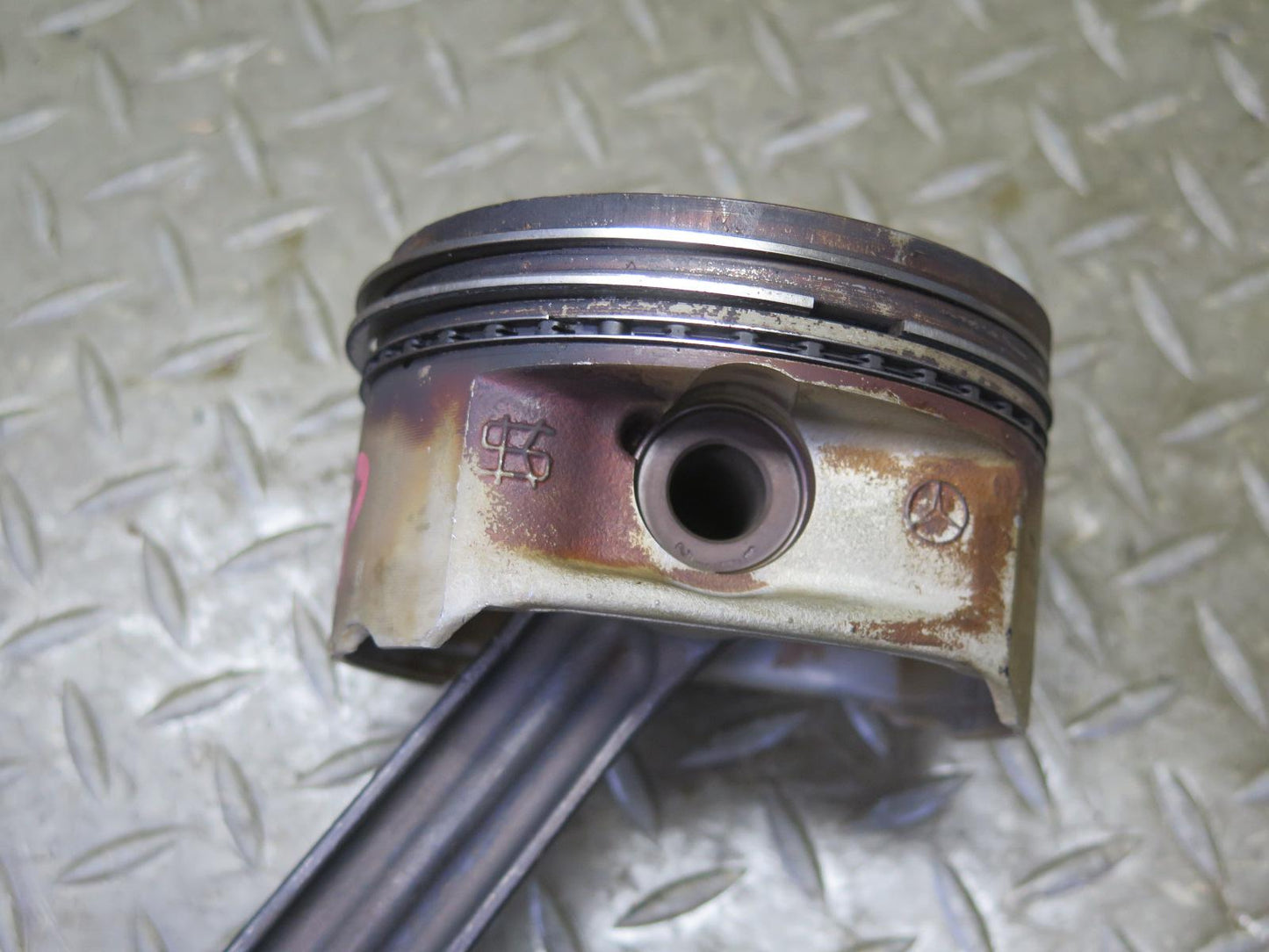 03-06 Mercedes R230 SL500 M113.963 Engine Piston w Connecting Rod 130K OEM