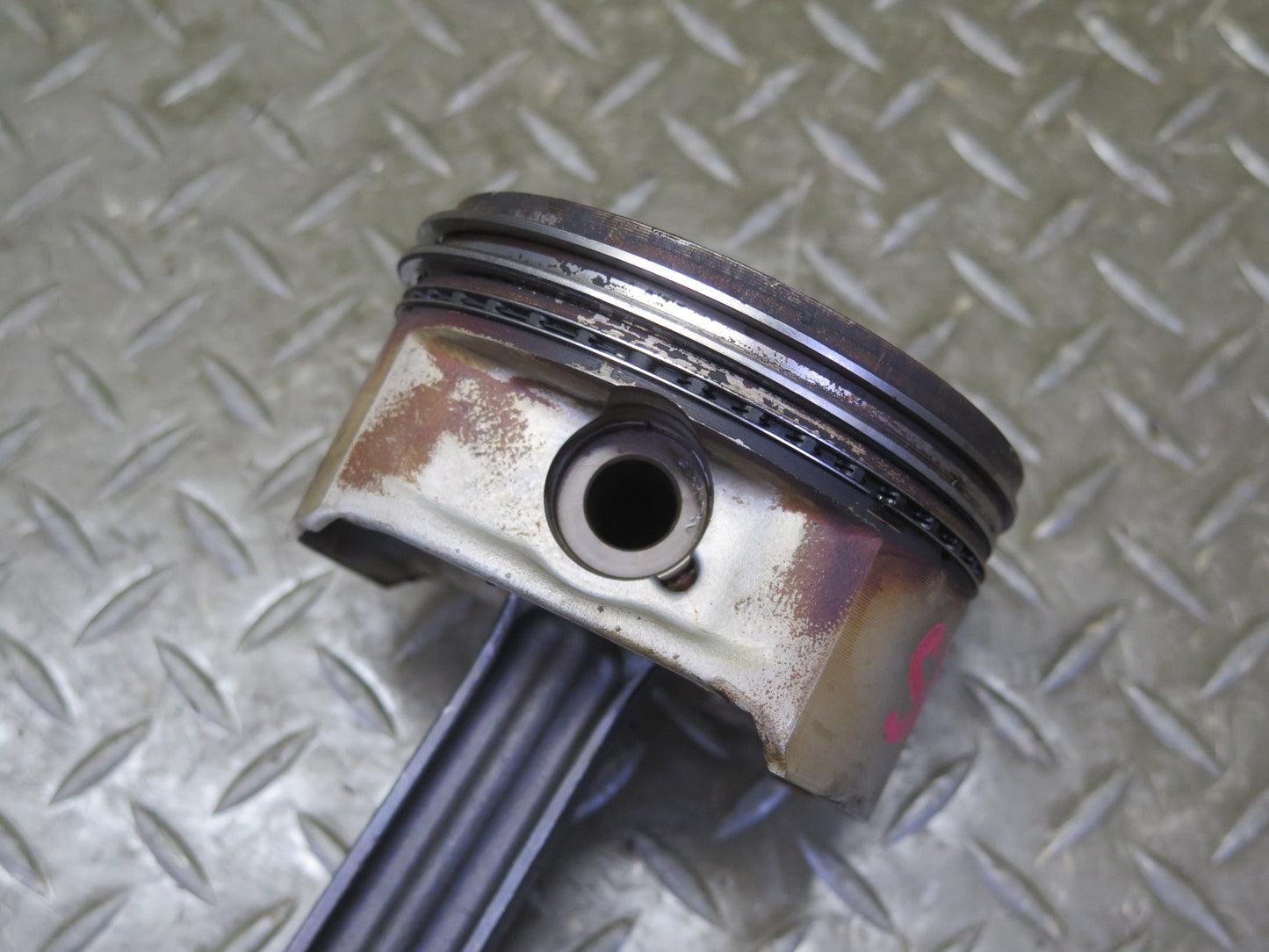 03-06 Mercedes R230 SL500 M113.963 Engine Piston w Connecting Rod 130K OEM