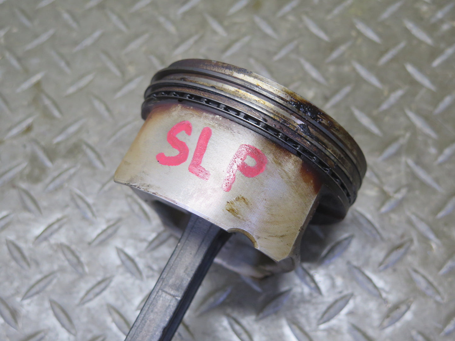 03-06 Mercedes R230 SL500 M113.963 Engine Piston w Connecting Rod 130K OEM