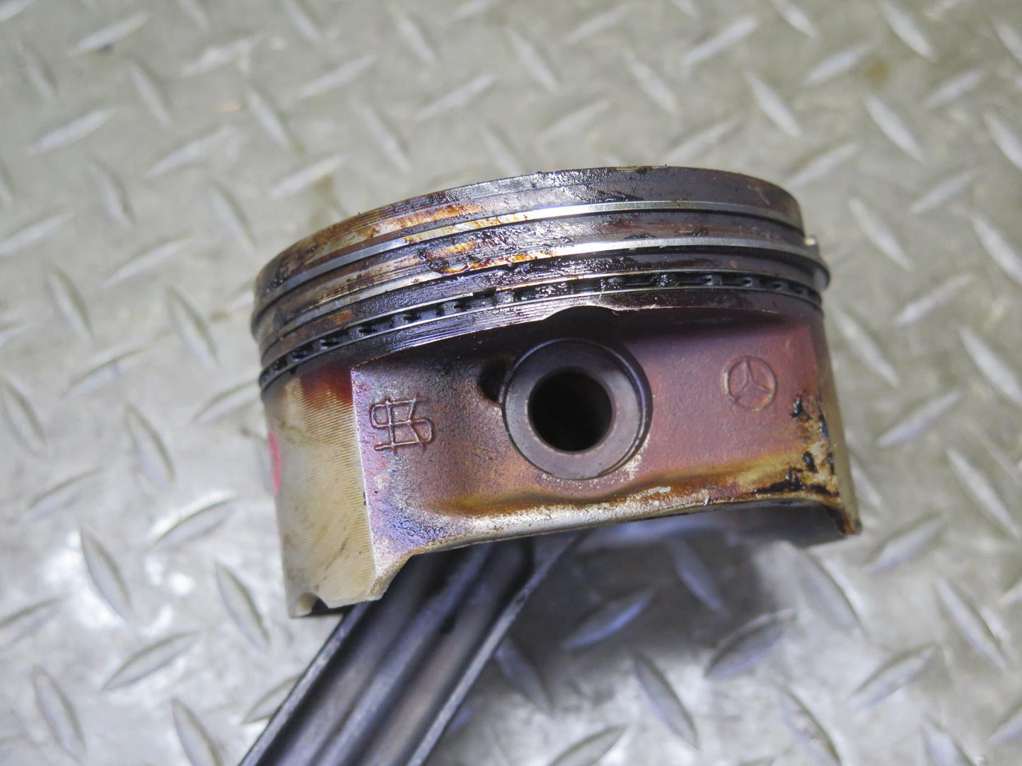 03-06 Mercedes R230 SL500 M113.963 Engine Piston w Connecting Rod 130K OEM