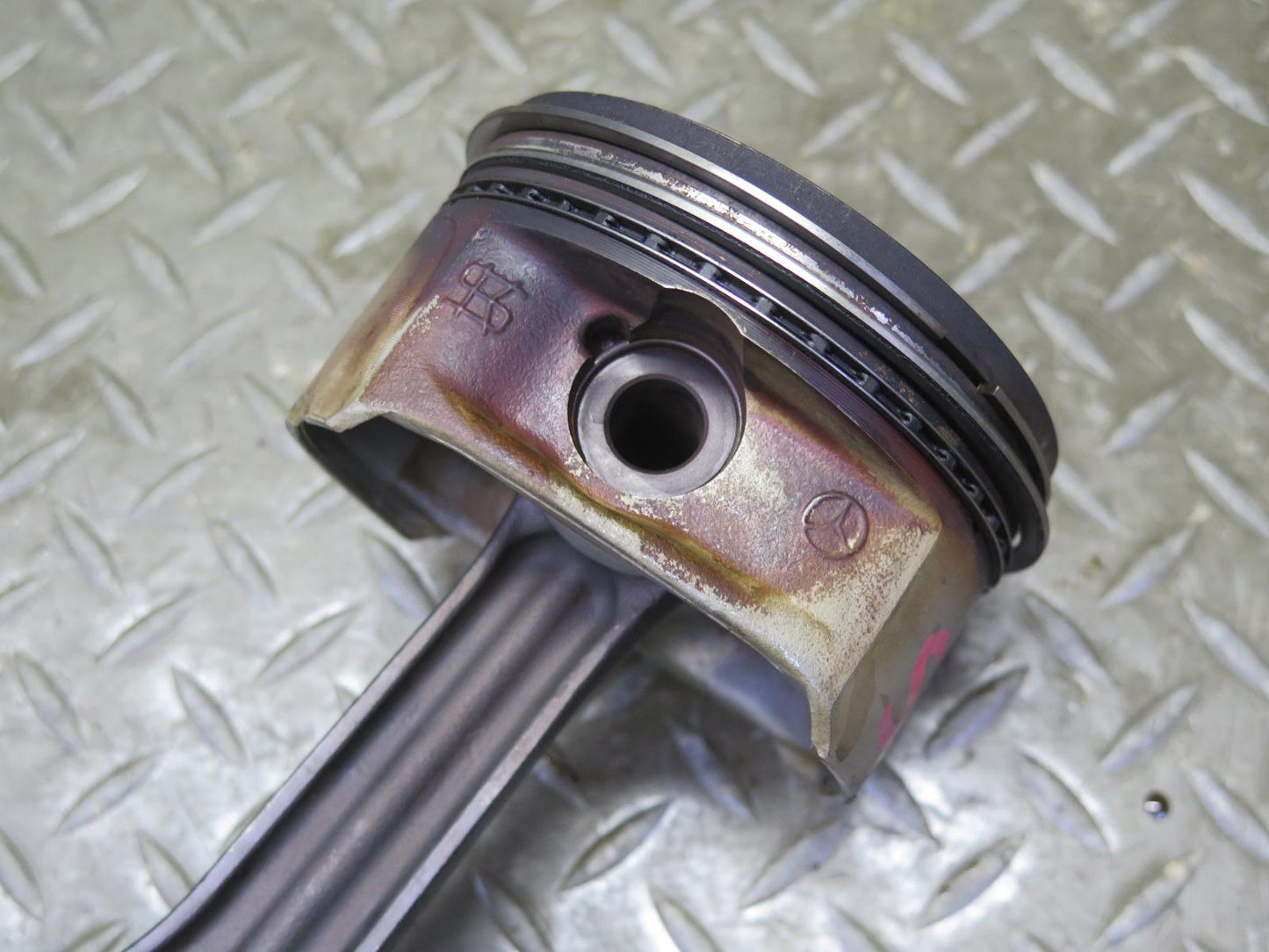 03-06 Mercedes R230 SL500 M113.963 Engine Piston w Connecting Rod 130K OEM