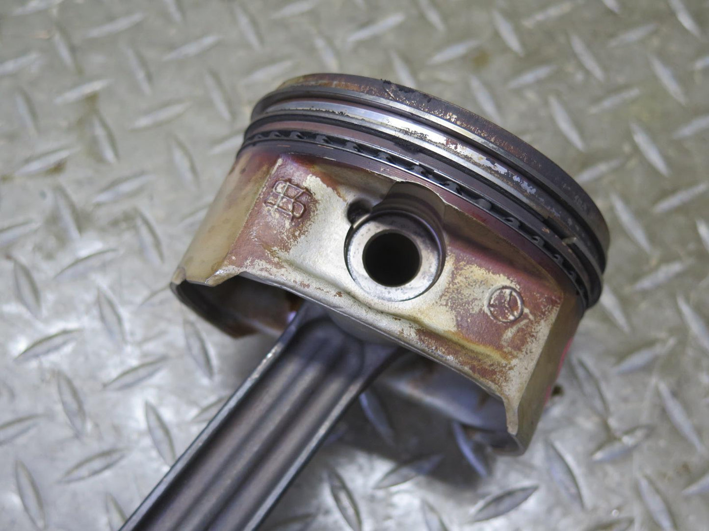 03-06 Mercedes R230 SL500 M113.963 Engine Piston w Connecting Rod 130K OEM
