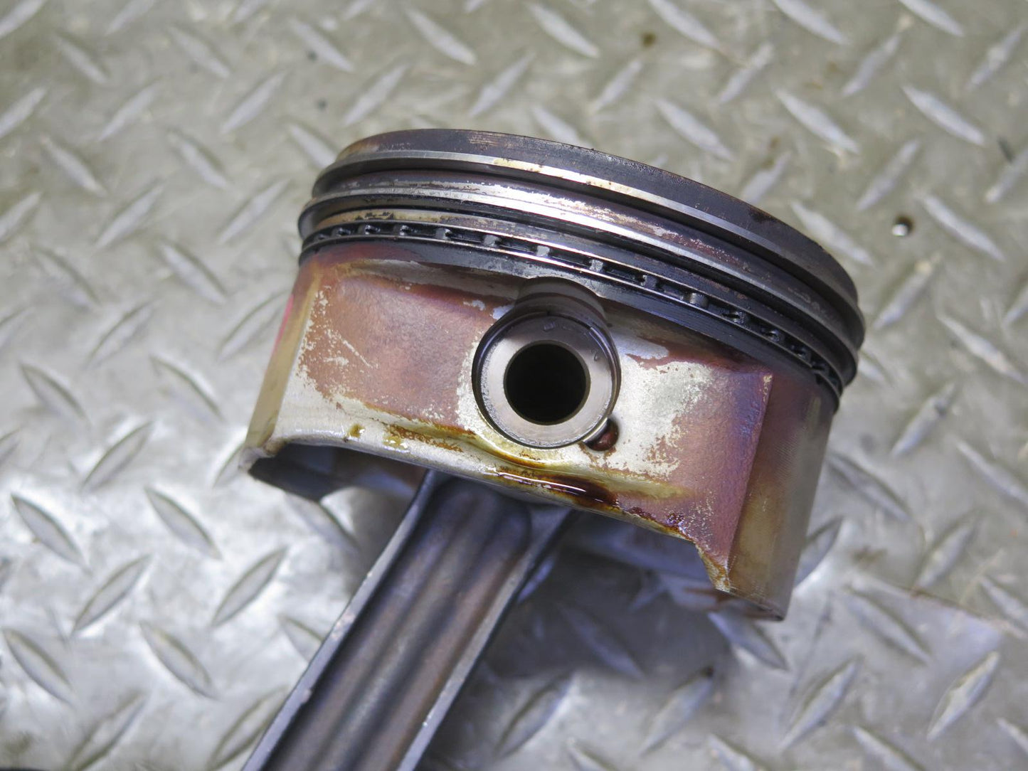 03-06 Mercedes R230 SL500 M113.963 Engine Piston w Connecting Rod 130K OEM