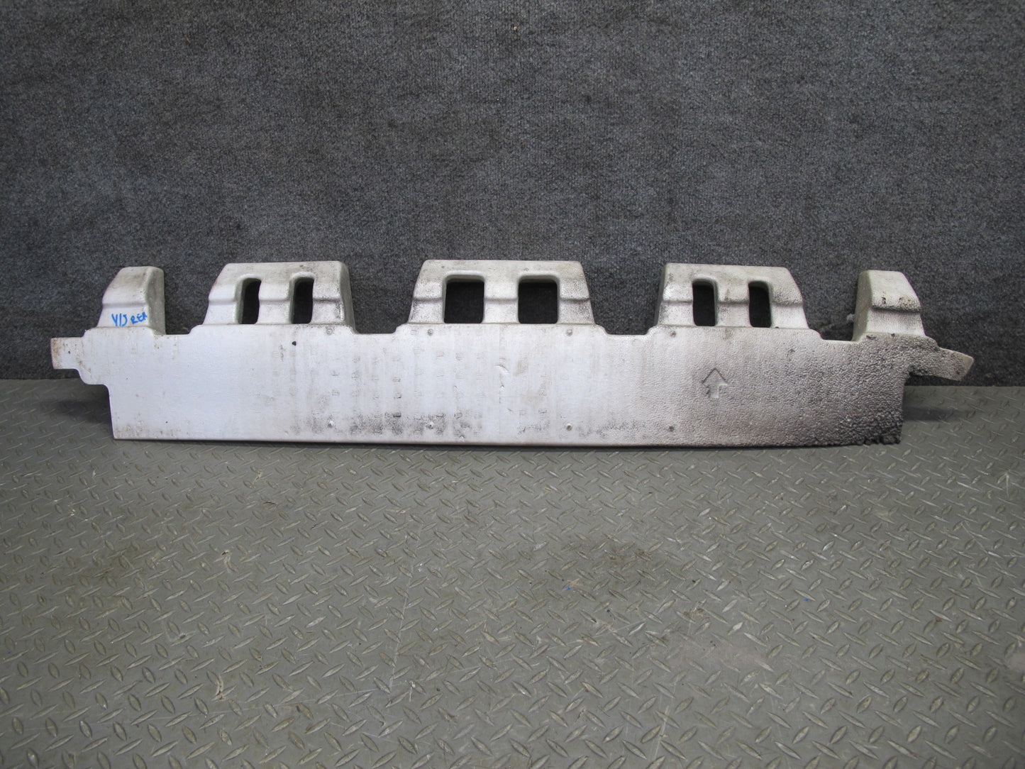 01-05 Lexus JCE10L IS300 Sedan Rear Bumper Impact Reinforcement Bar w Foam OEM
