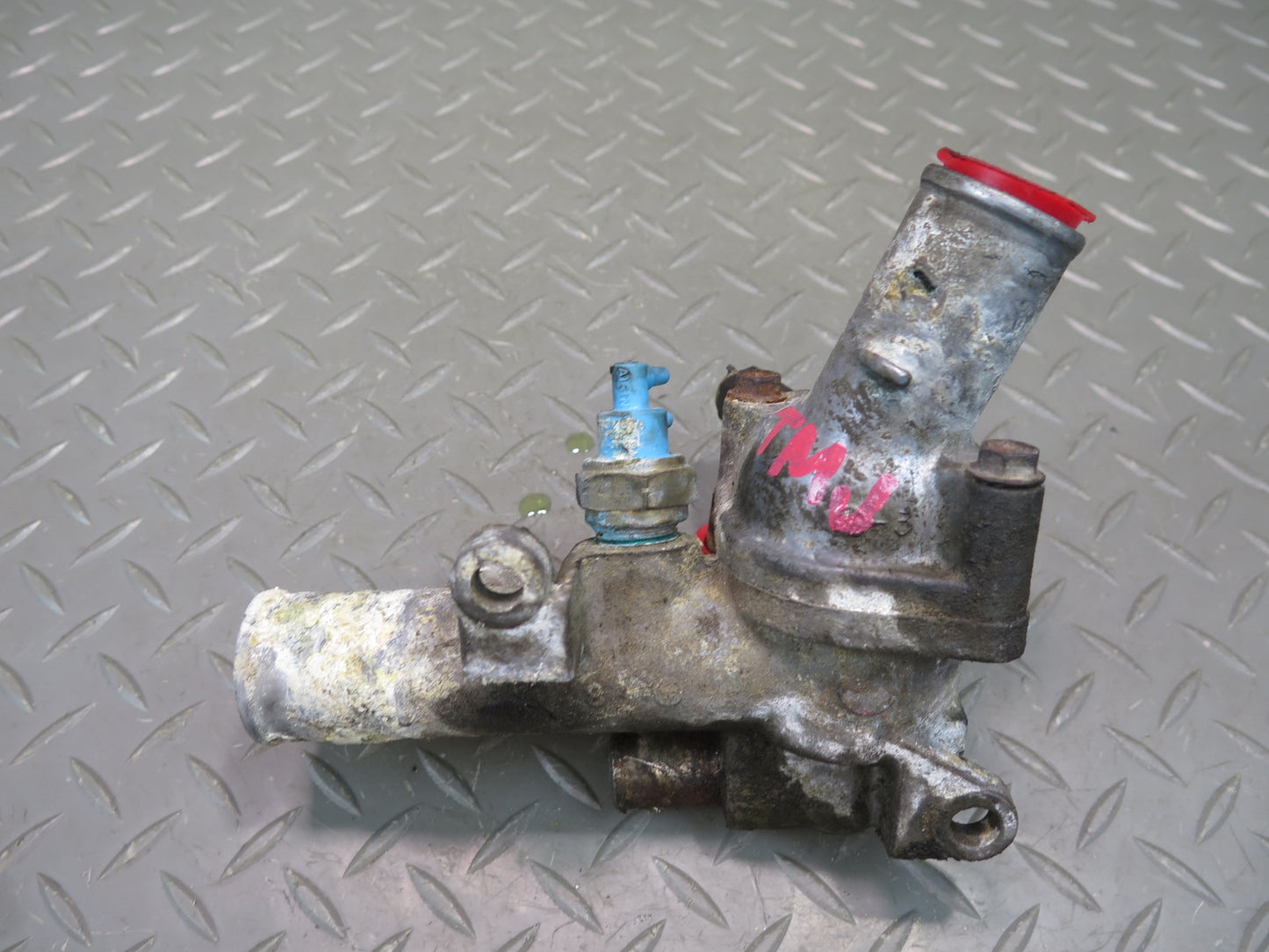 88-89 Toyota MR2 AW15 NA Engine Thermostat Housing w Sensors OEM