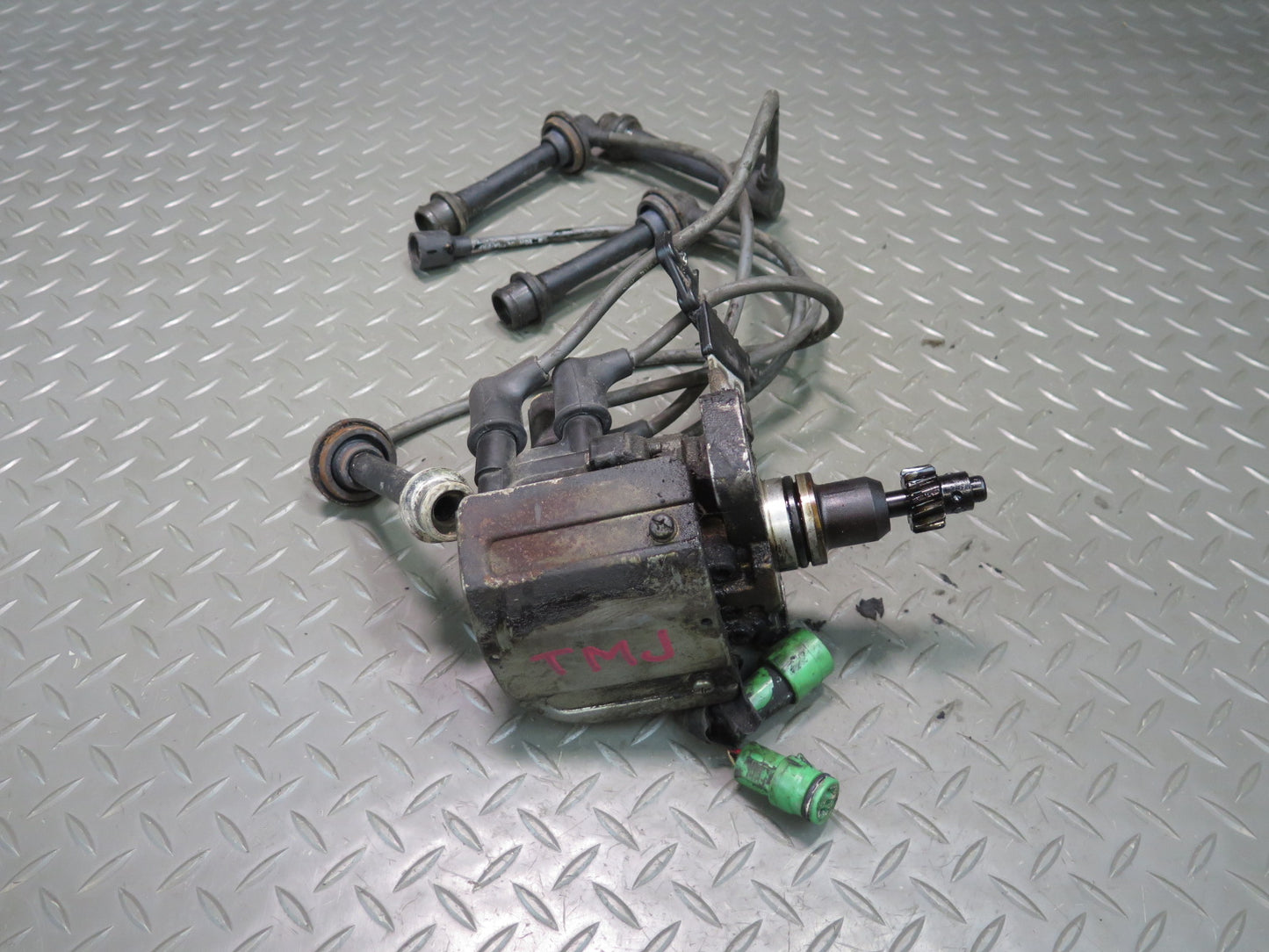 88-89 Toyota MR2 AW15 4AGELC Ignition Distributor w Spark Plug Coil Assembly OEM