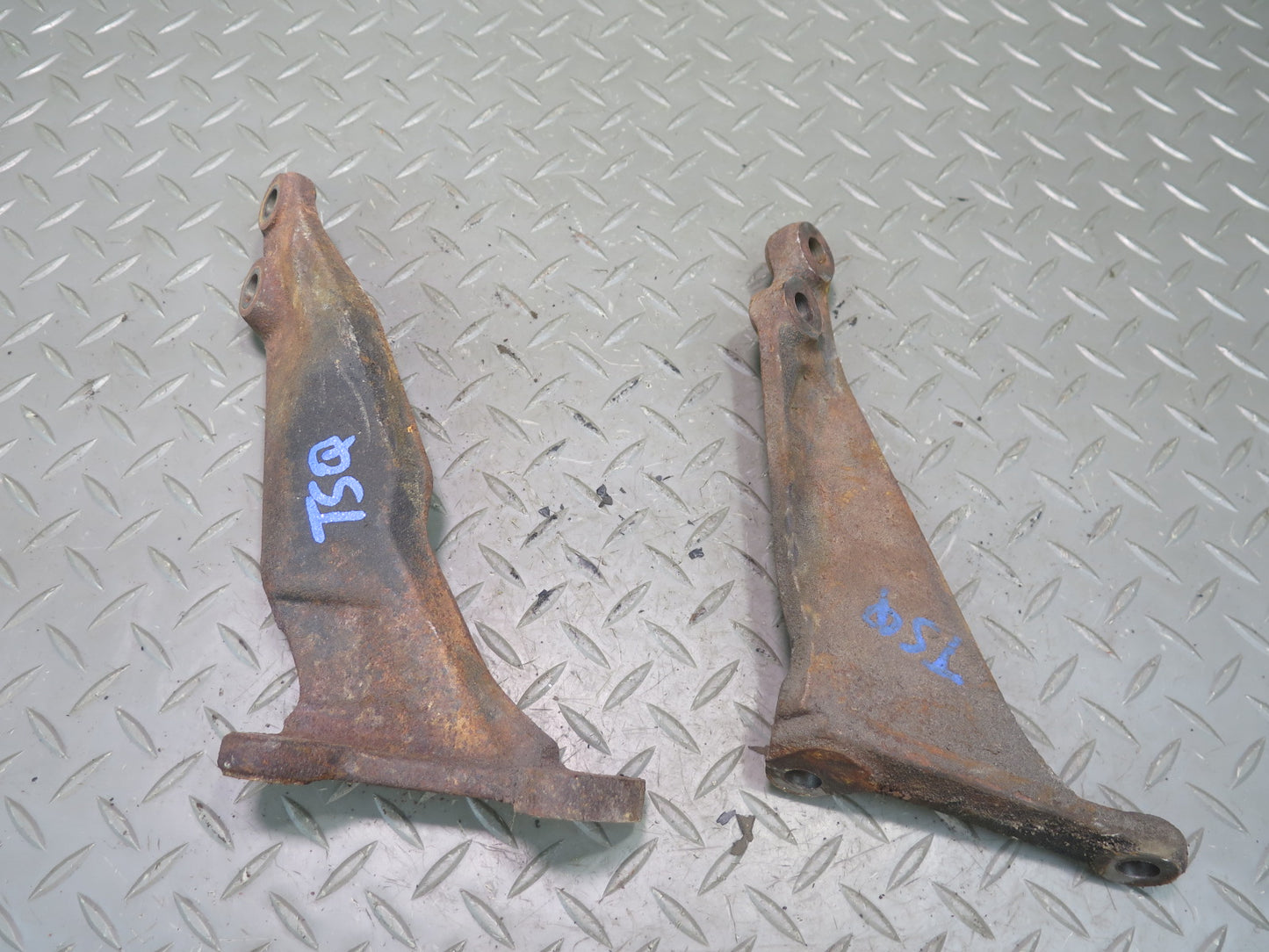 89-92 Toyota Supra MK3 A340E Set of 2 Transmission Stay Wing Brackets OEM