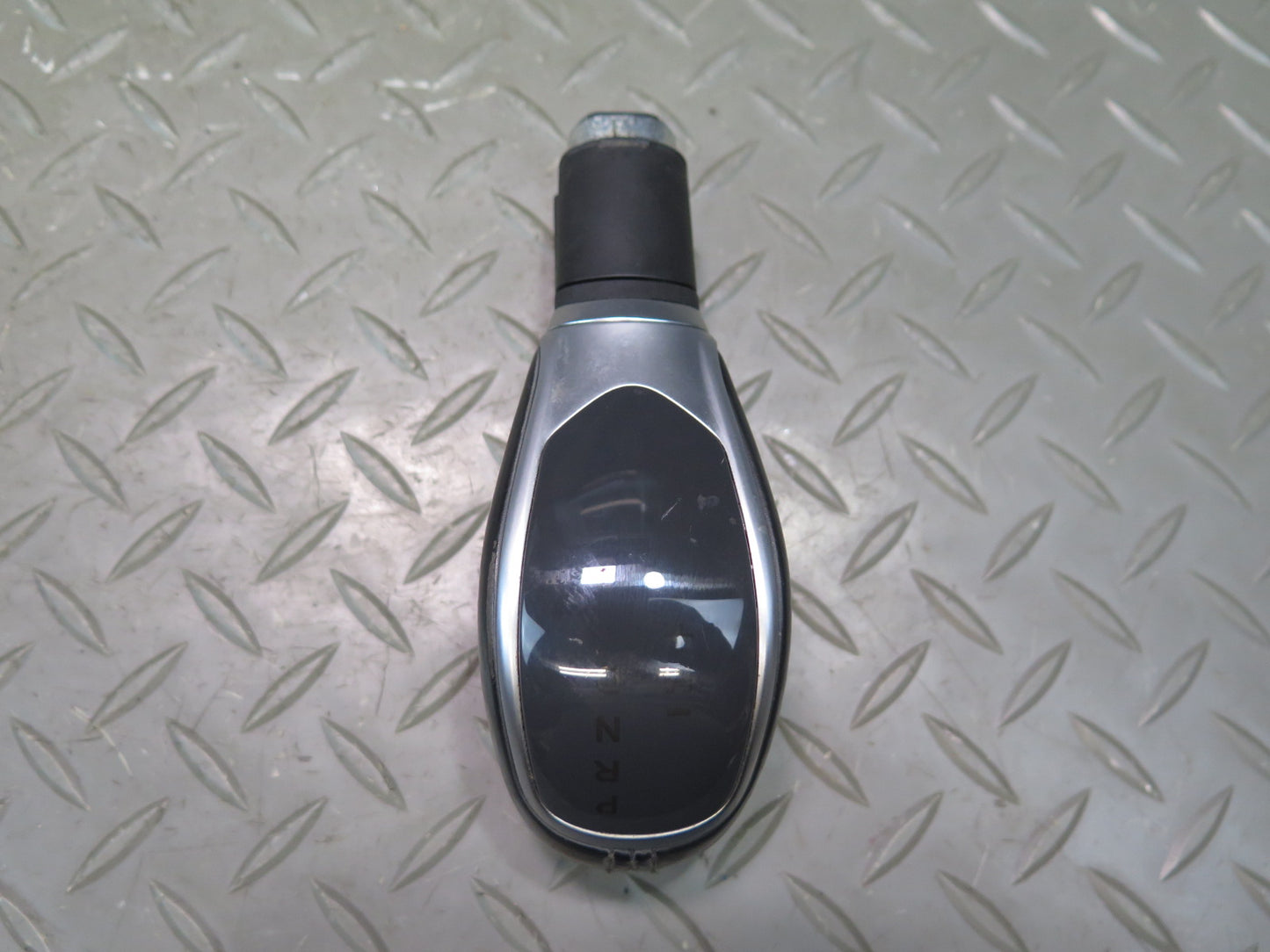 2014-2017 Maserati Ghibli M157 Auto Transmission Shifter Gear Selector Knob