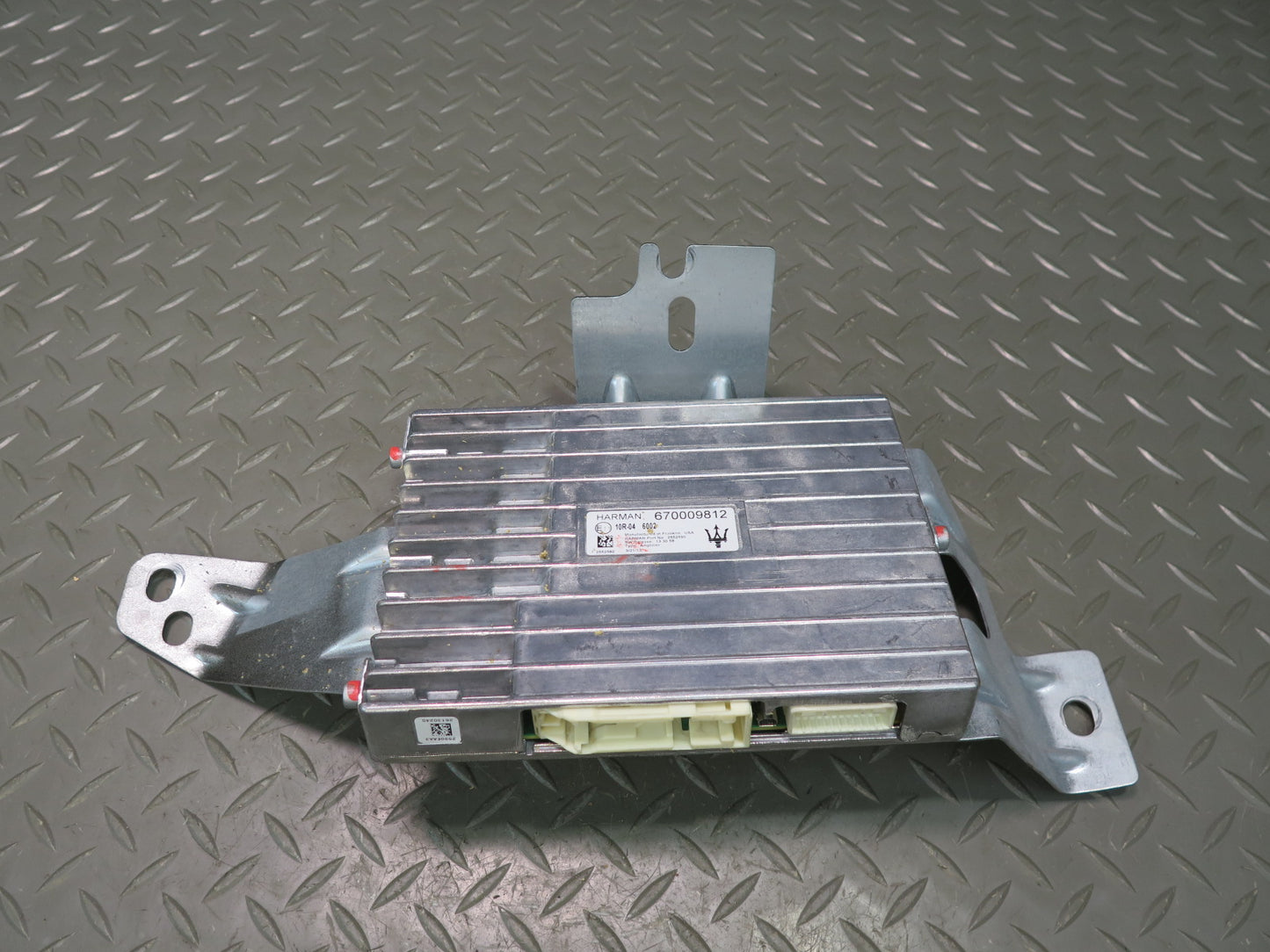 2014-2017 Maserati Ghibli M157 Stereo Audio AMP Amplifier Harman 670009812