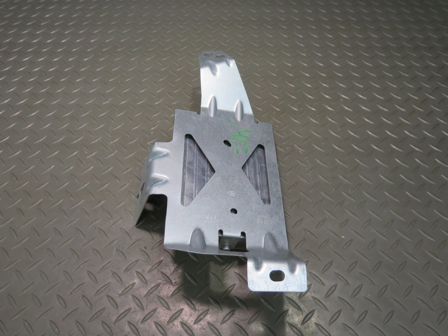 2014-2017 Maserati Ghibli M157 Stereo Audio AMP Amplifier Harman 670009812