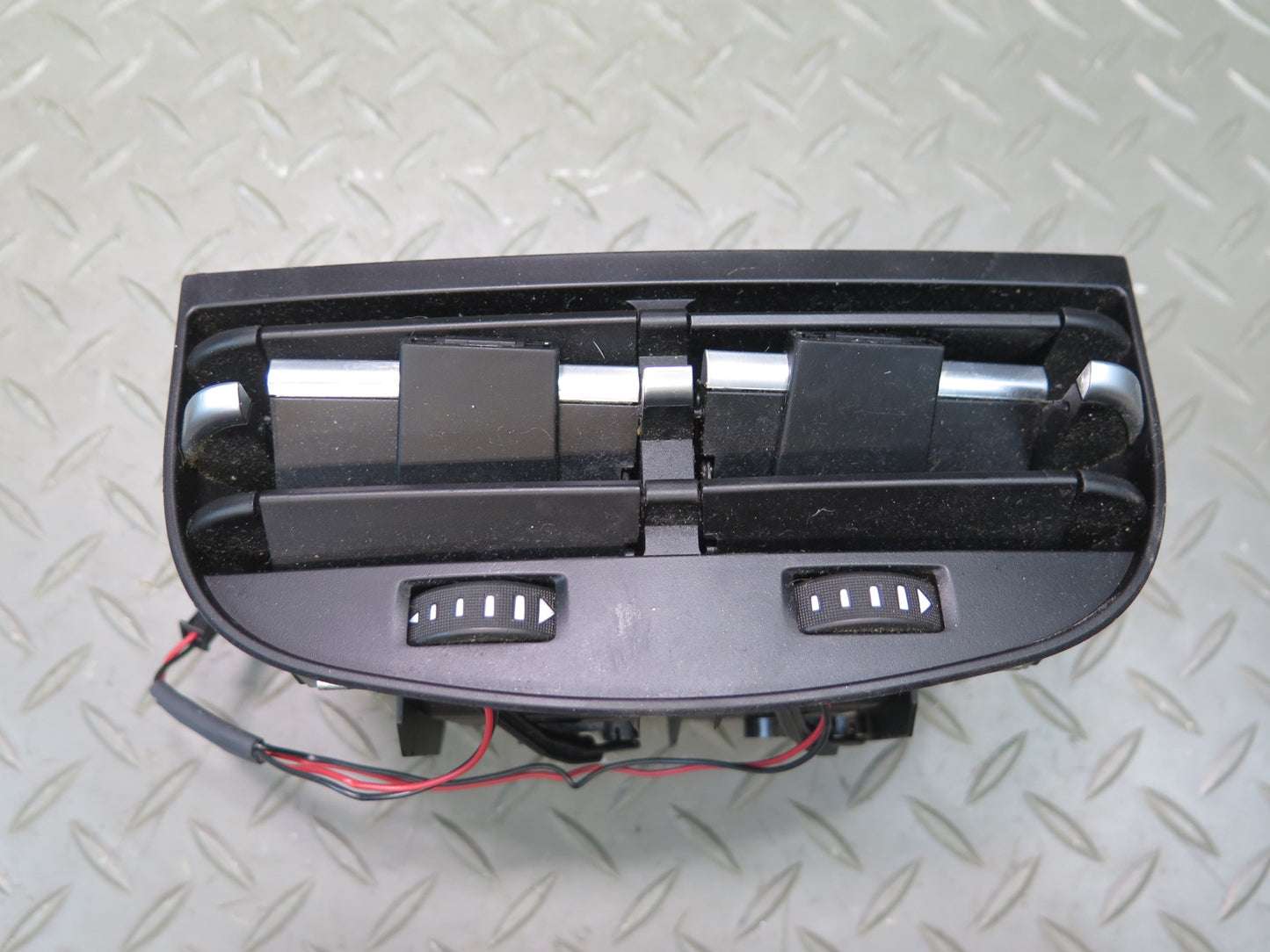 2014-2017 Maserati Ghibli M157 Center Console Rear Air Vent Grille