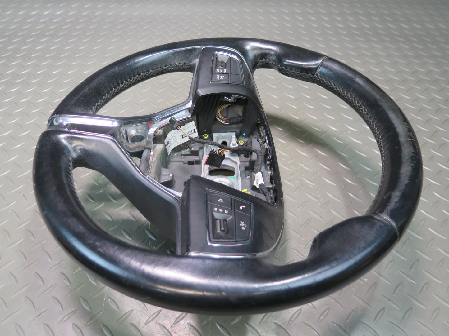 2014-2017 Maserati Ghibli M157 SQ4 Steering W/ Controls Leather Black