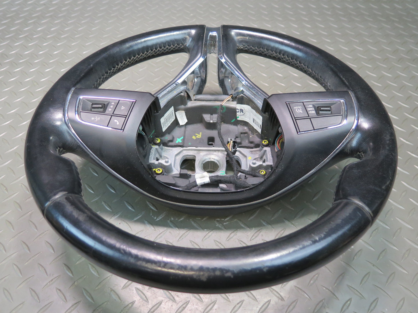 2014-2017 Maserati Ghibli M157 SQ4 Steering W/ Controls Leather Black