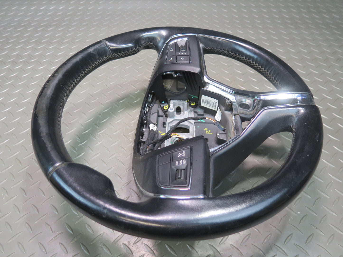 2014-2017 Maserati Ghibli M157 SQ4 Steering W/ Controls Leather Black