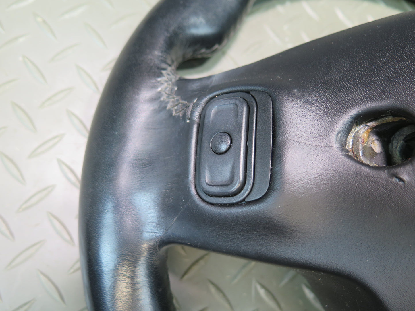 2014-2017 Maserati Ghibli M157 SQ4 Steering W/ Controls Leather Black