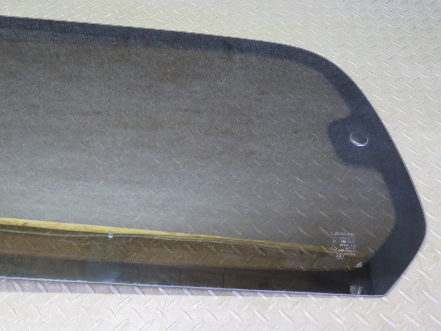 2001-2003 Lexus UZJ100L LX470 Rear Left Quarter Glass Window