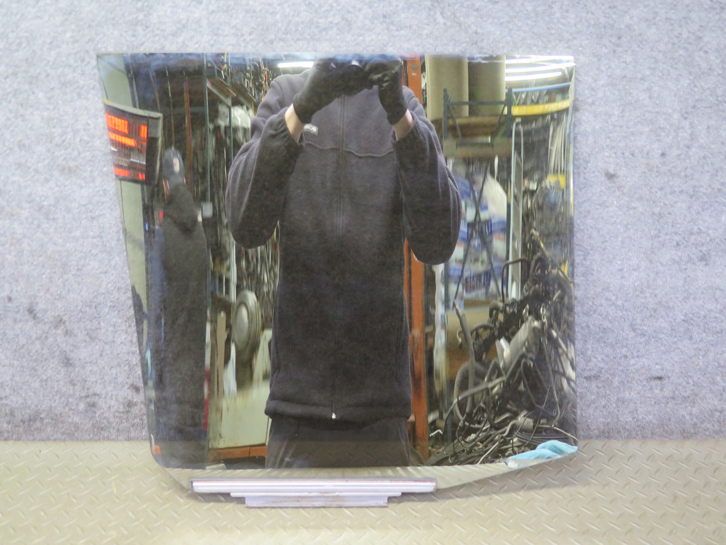 2003-2007 Lexus UZJ100L LX470 Rear Left Door Glass Window